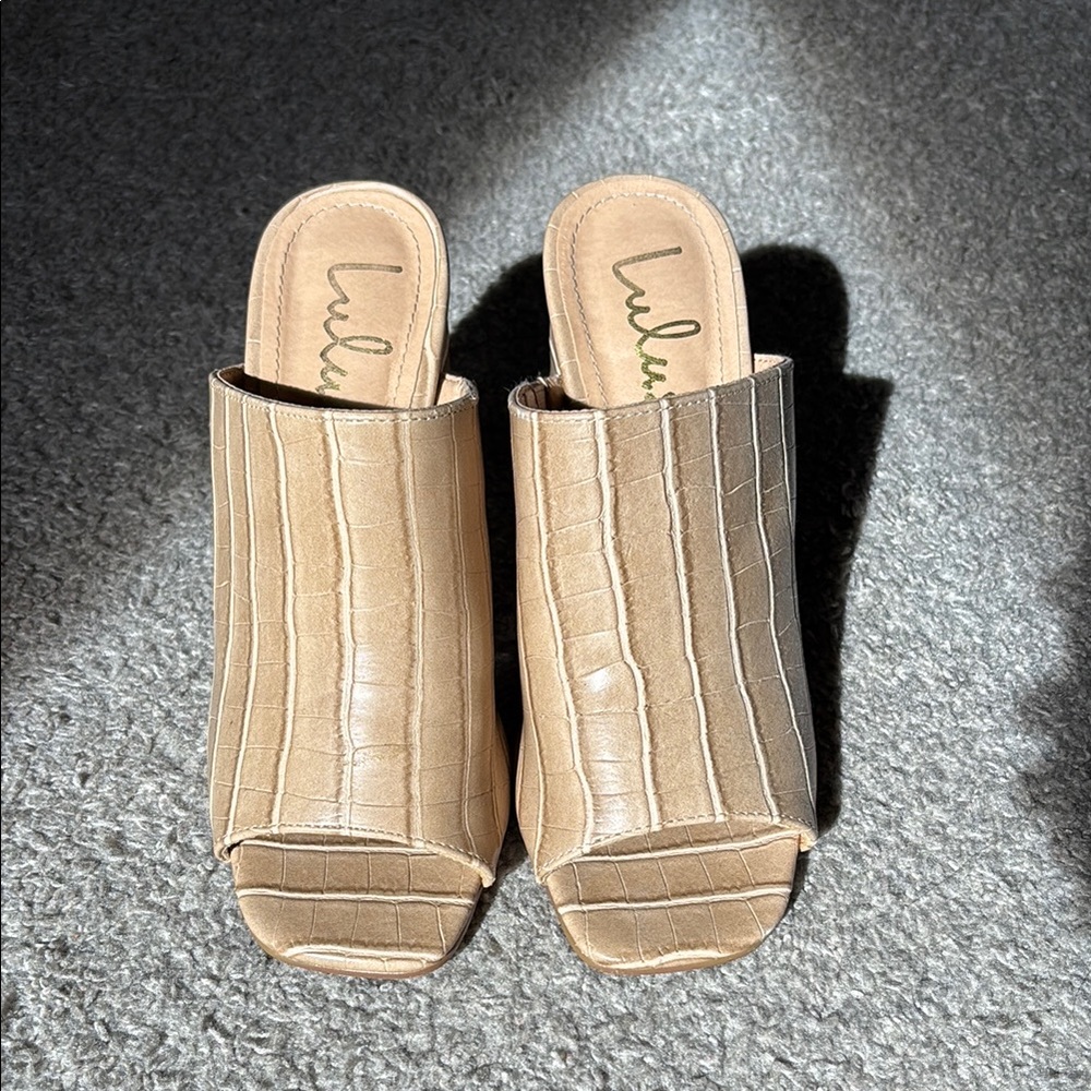 Lulu's Tan Open-Toe Mules